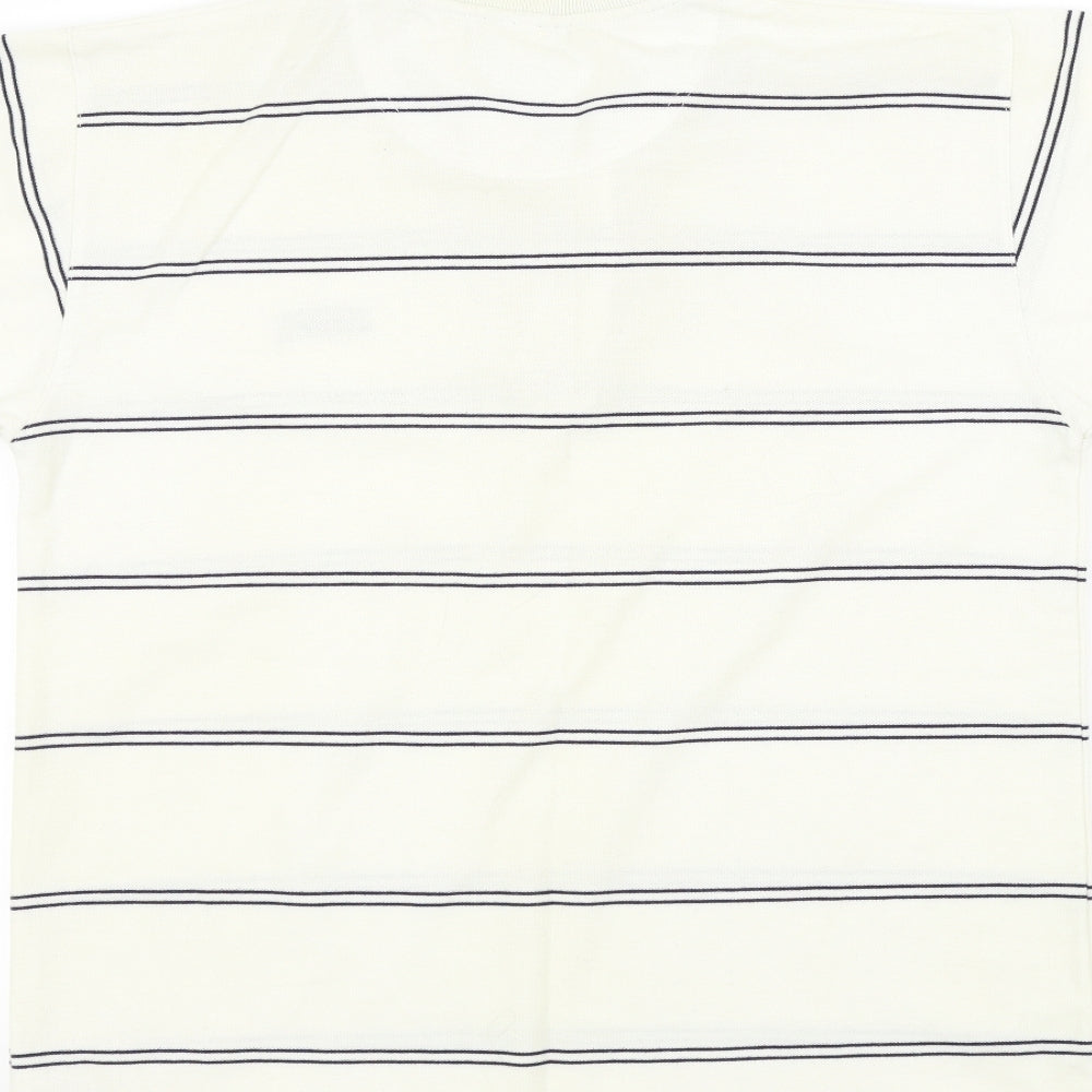Umbro Mens White Striped   Polo Size M