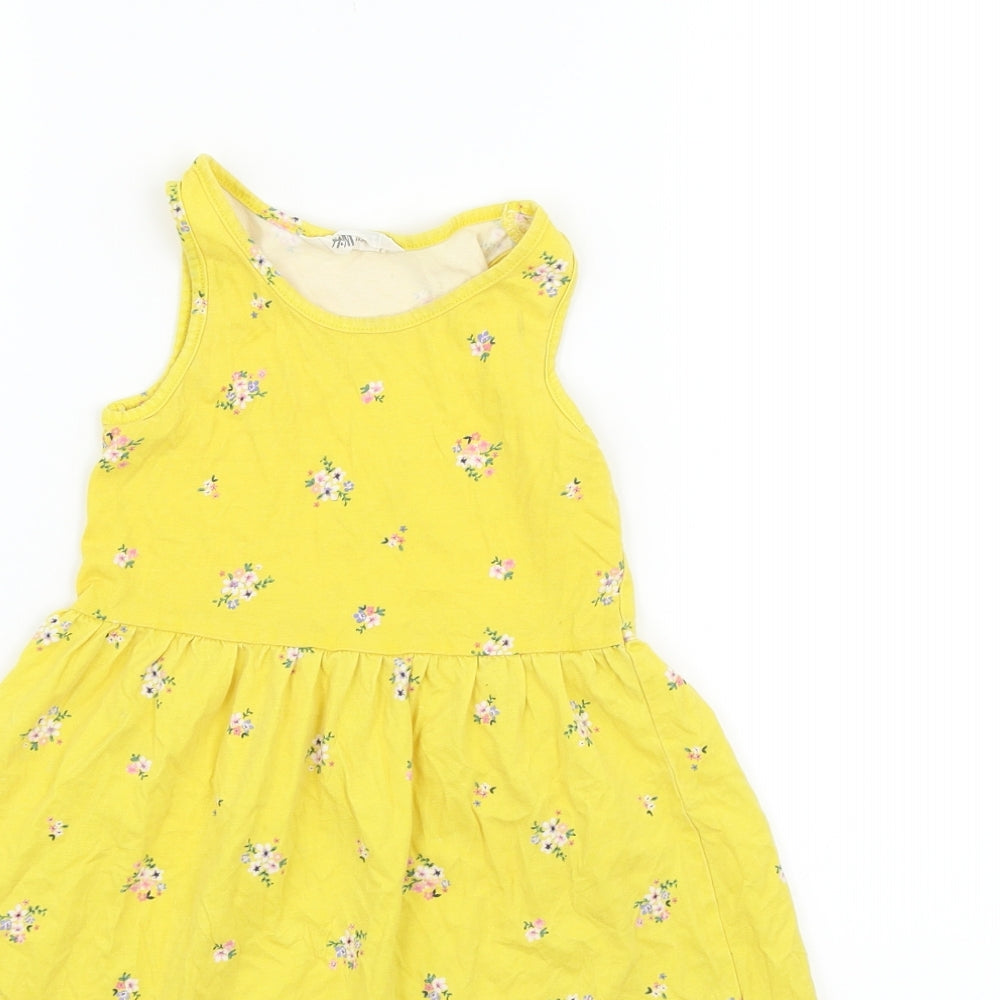 H&M Girls Yellow Floral  Fit & Flare  Size 5-6 Years