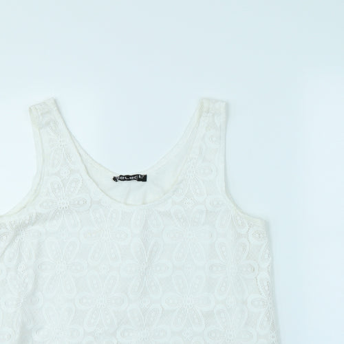 Select Womens White   Basic Tank Size 12