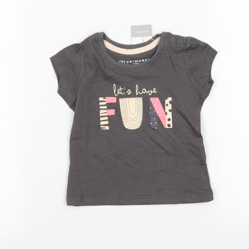 Primark Girls Green   Basic T-Shirt Size 3-6 Months  - FUN