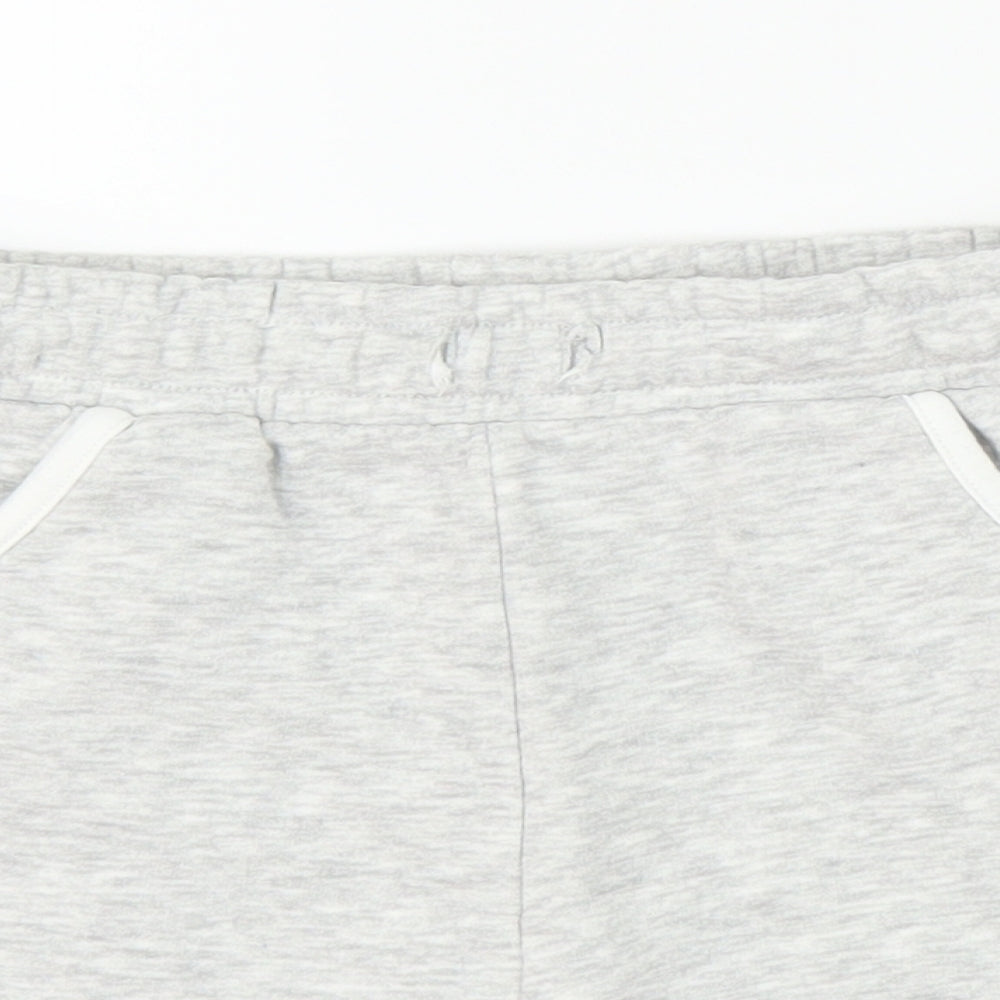 Nutmeg Girls Grey   Sweat Shorts Size 12-13 Years