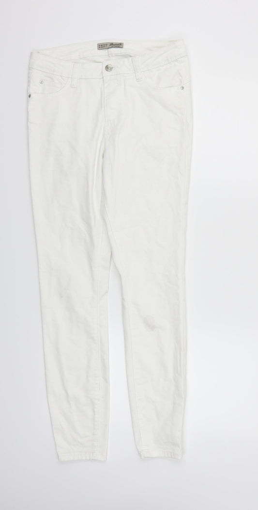 Front view of Denim & Co. women’s white straight jeans, size UK 12, 29-inch leg