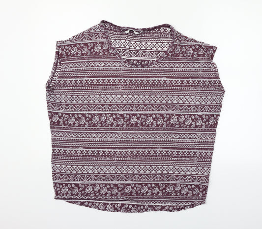Front view of New Look women’s purple geometric basic t-shirt, size UK 16