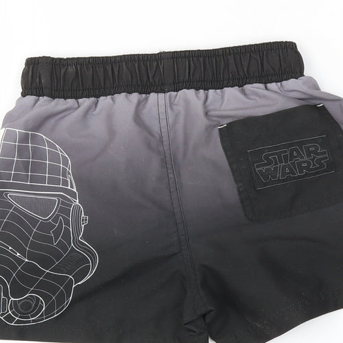 TU Boys Black   Sweat Shorts Size 5 Years