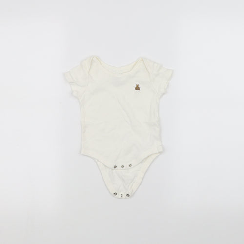 Gap Baby White   Basic T-Shirt Size 3-6 Months