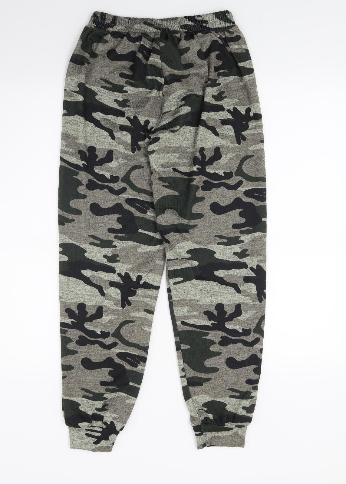 New Look Girls Green Camouflage  Jogger Trousers Size 10 Years