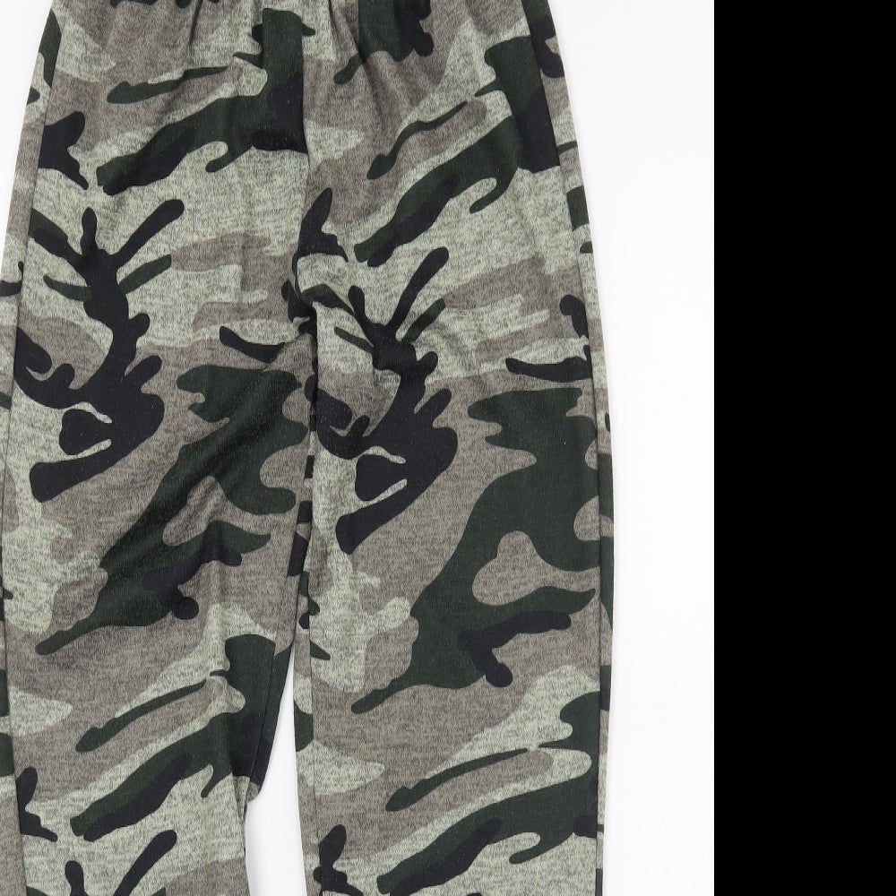 New Look Girls Green Camouflage  Jogger Trousers Size 10 Years