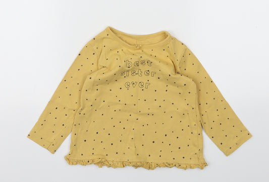 Front view of George girls’ yellow spotted basic t-shirt, size 9-12, months