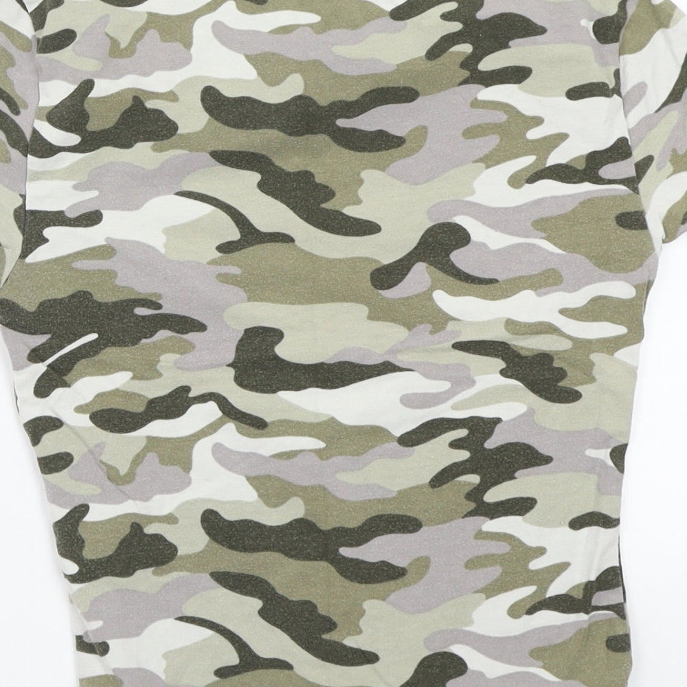 Newlook Girls Green Camouflage  Basic T-Shirt Size 13 Years