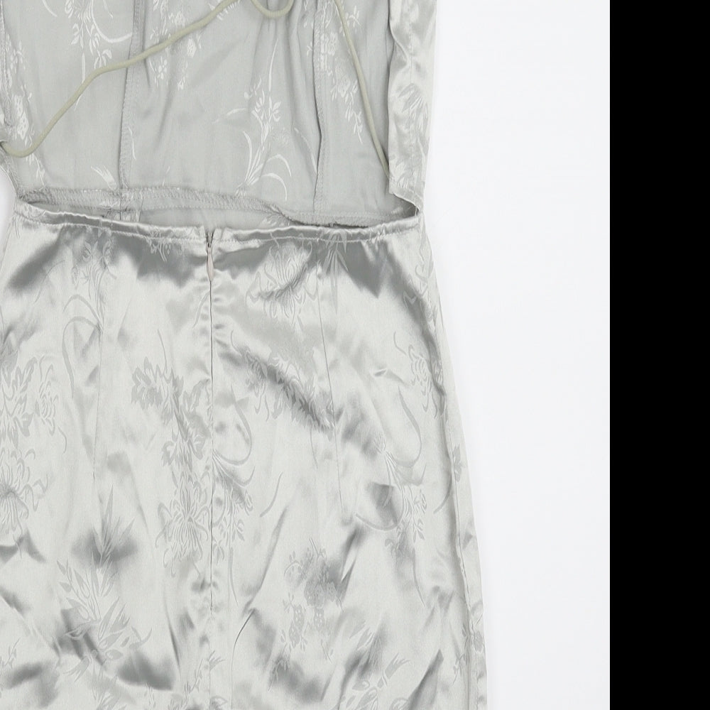 PRETTYLITTLETHING Womens Silver   Mini  Size 4