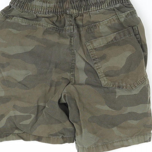 Primark Boys Green Camouflage  Bermuda Shorts Size 2-3 Years