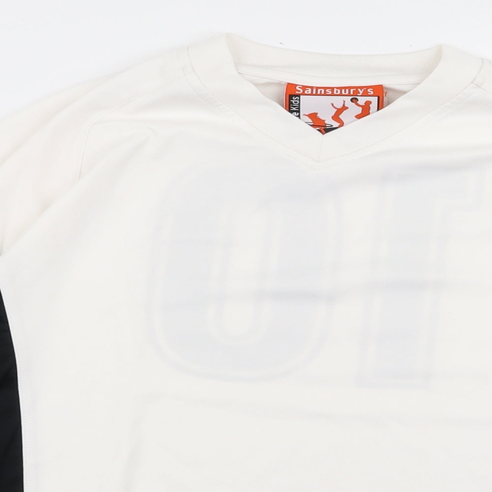 Preworn Boys White   Basic T-Shirt Size M