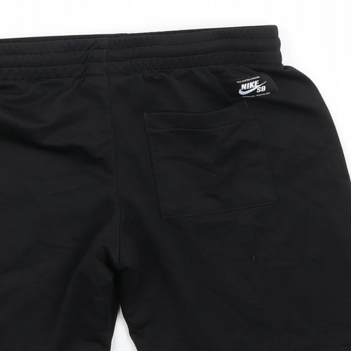Nike Boys Black   Sweat Shorts Size 6-7 Years
