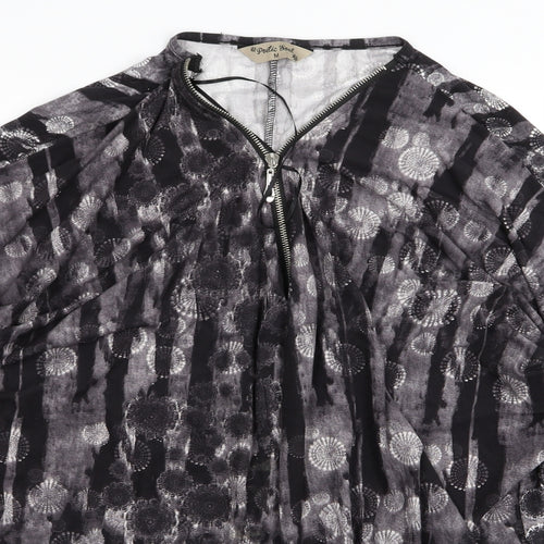 POETIC SOUL Womens Black Geometric  Basic T-Shirt Size M