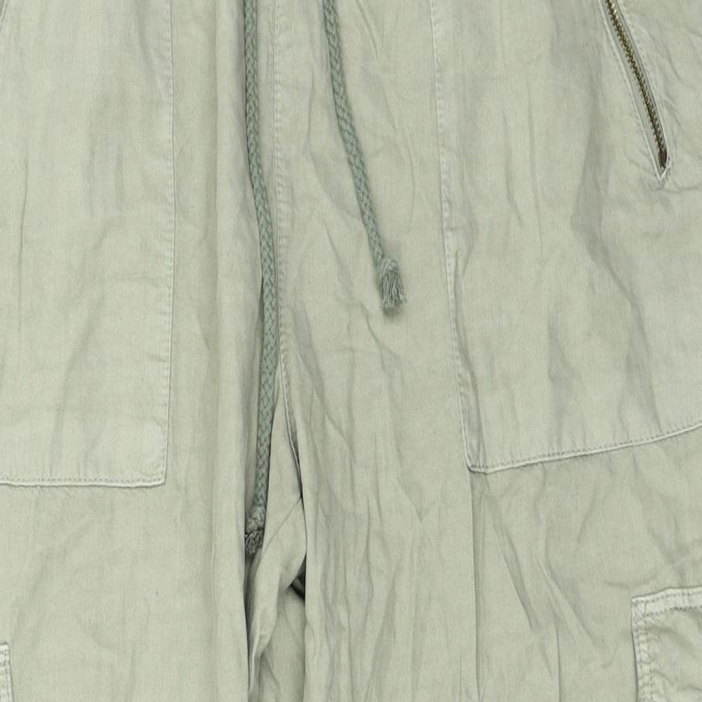 Marks and Spencer  Womens Green   Trousers  Size 34 in L24 in