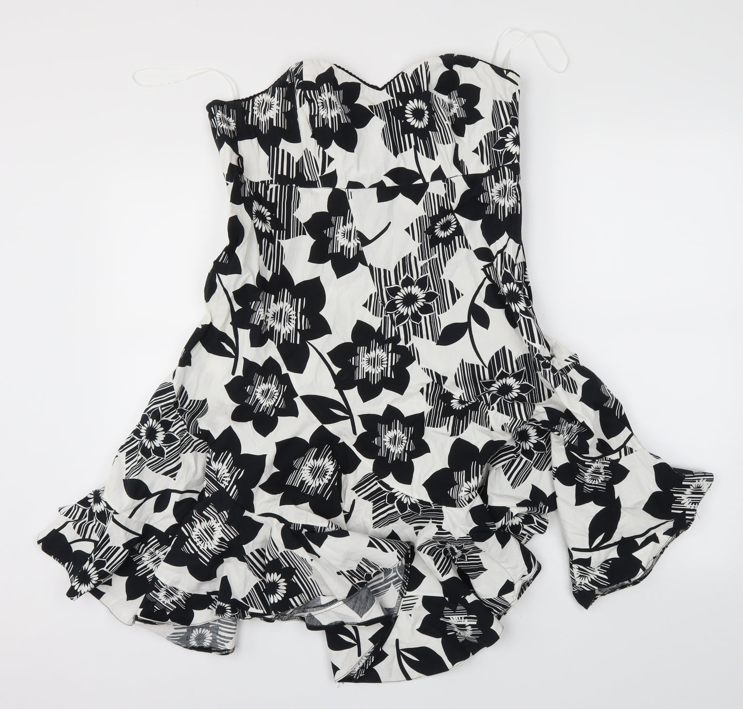 all dolled up Womens White Floral  Mini  Size 14