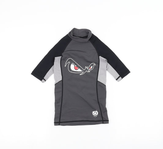 Front view of No Fear girls’ grey basic t-shirt, size 7-8, years