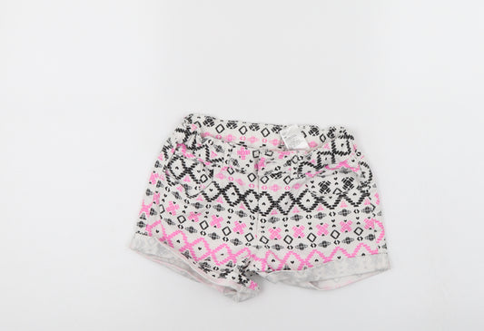 Front view of H&M girls’ multicoloured geometric denim mom shorts, size 11-12, years