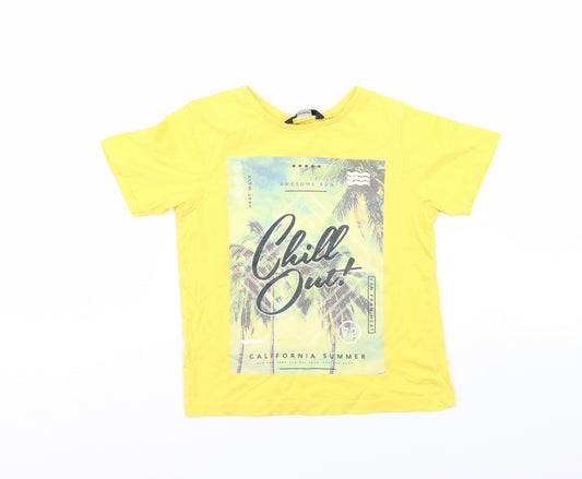 Front view of George boys’ yellow basic t-shirt, size 6-7, years