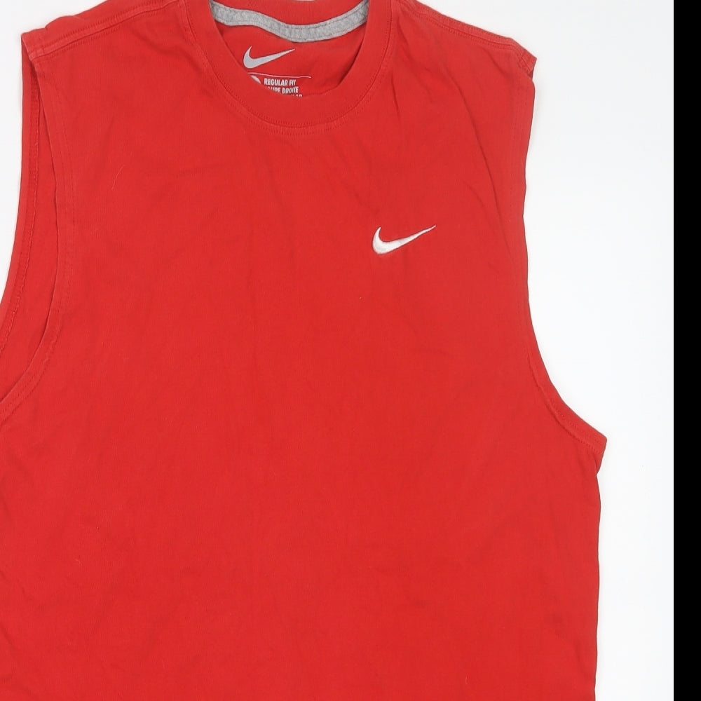 Nike Mens Red    T-Shirt Size M