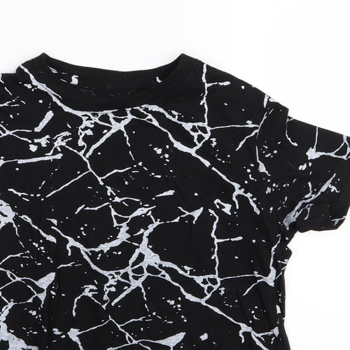 one point one Boys Black Geometric  Basic T-Shirt Size 6 Years