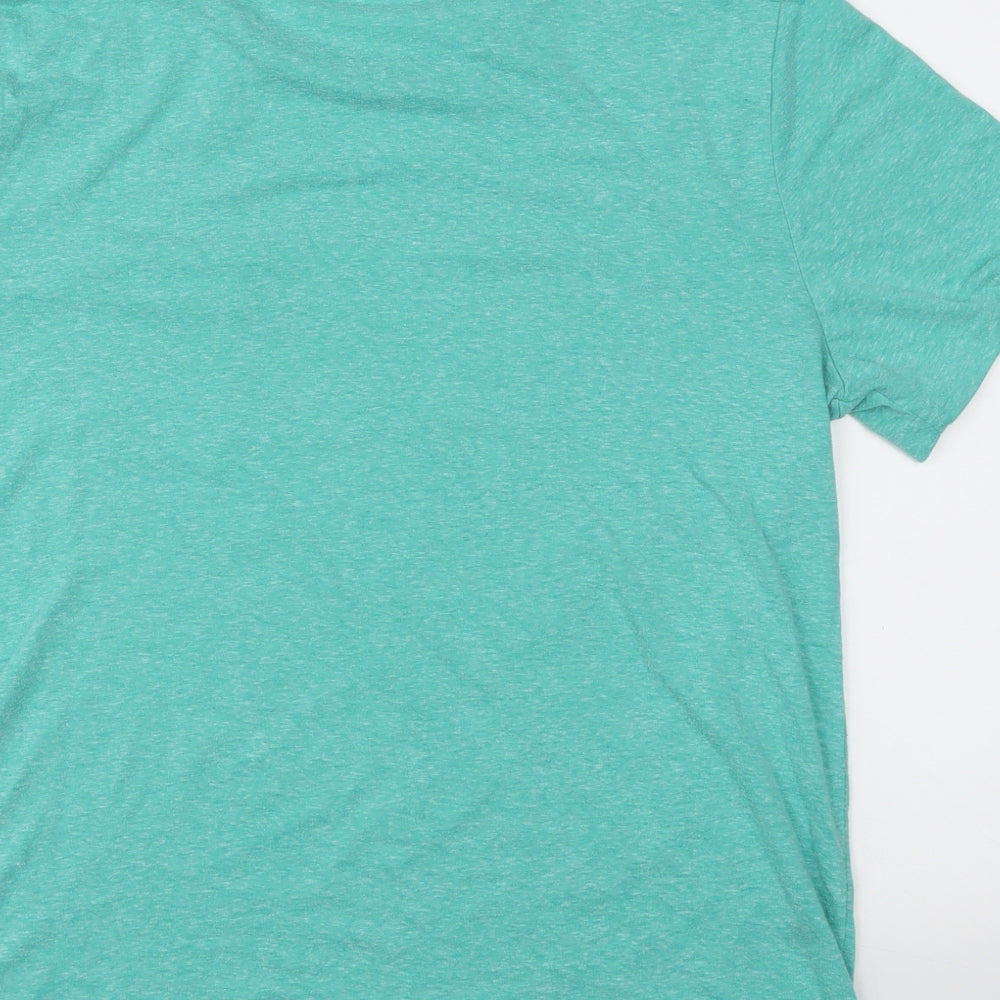 Nutmeg Mens Green    T-Shirt Size M