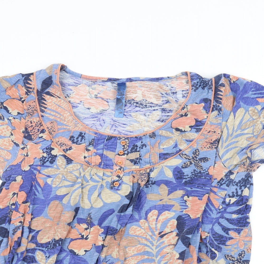 Preworn Womens Blue Floral  Basic T-Shirt Size 16