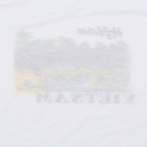 Preworn Boys White   Basic T-Shirt Size 6 Years  - vietnam