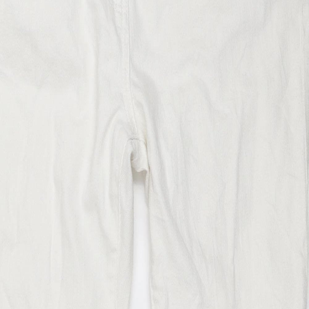 Preworn Womens White  Denim Bootcut Jeans Size 32 in L30 in