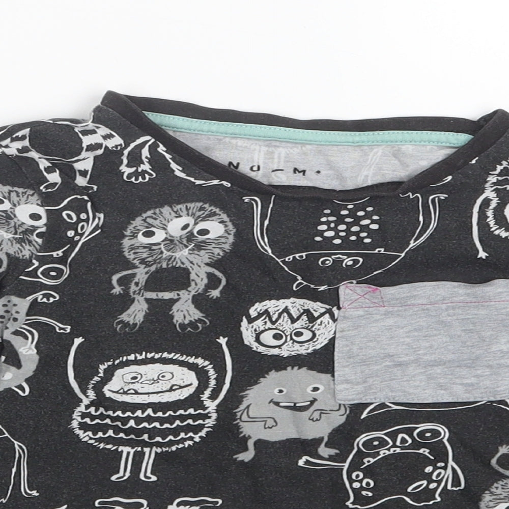 Nutmeg Boys Black Geometric   Pyjama Top Size 3-4 Years