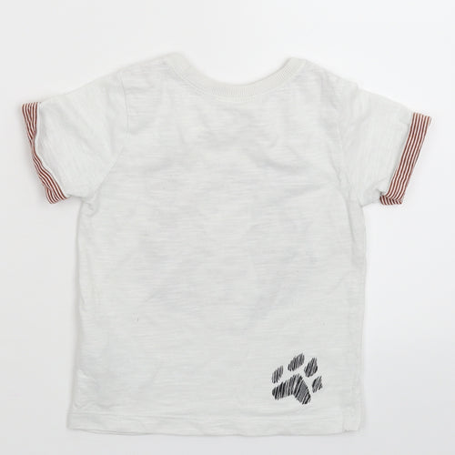 Rorie Whelan Boys White   Basic T-Shirt Size 2-3 Years