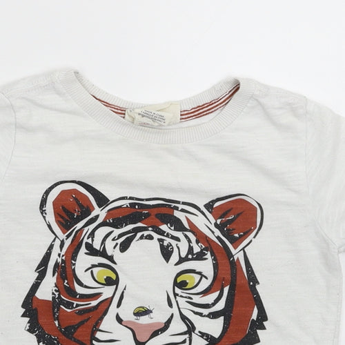 Rorie Whelan Boys White   Basic T-Shirt Size 2-3 Years