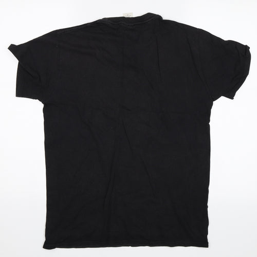 Gildan Mens Black    T-Shirt Size S  - Black Sabbath