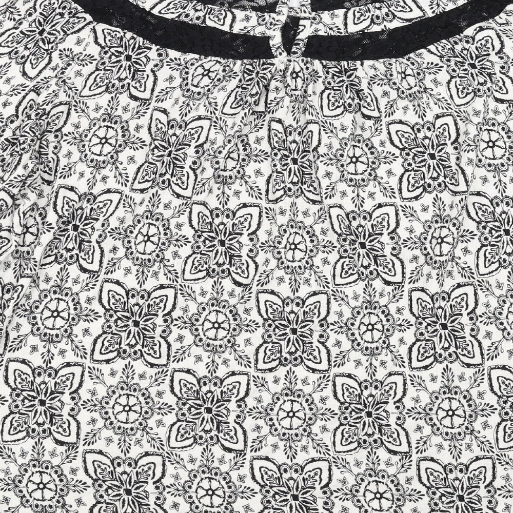 Faded Glory Womens Black Floral  Basic Blouse Size 20  - Lace detail