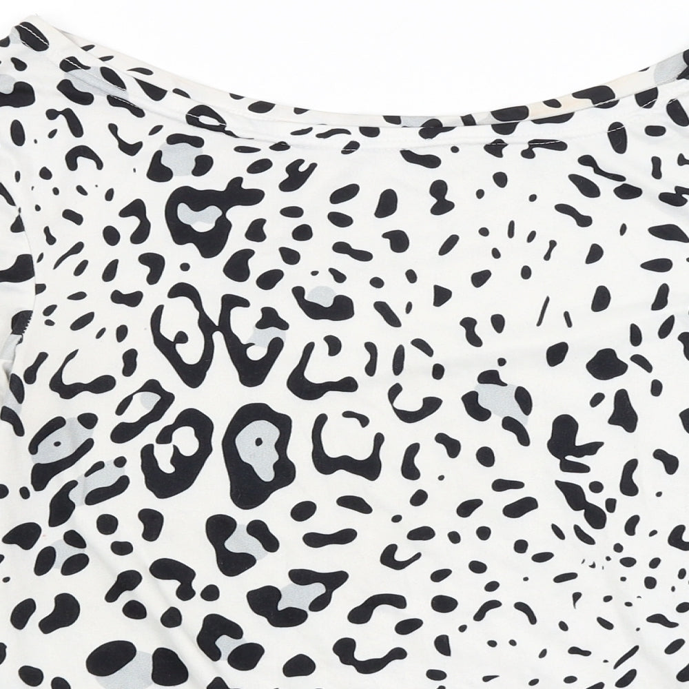 Preworn Womens White Animal Print  Basic T-Shirt Size M