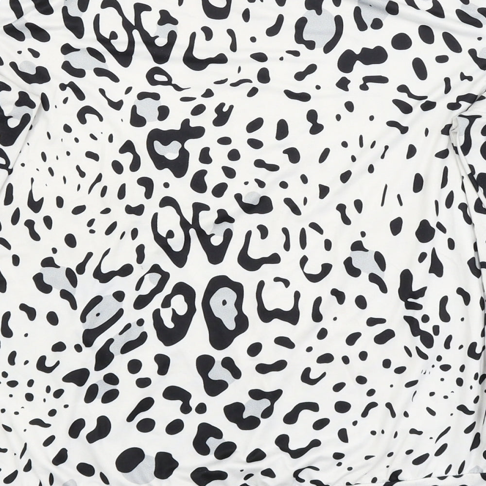 Preworn Womens White Animal Print  Basic T-Shirt Size M