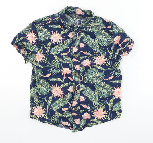 Front view of Primark boys’ blue floral basic button-up, size 3-4, years