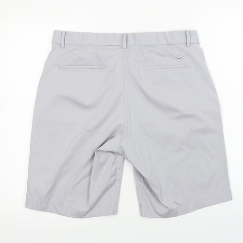 Nike  Mens Grey   Chino Shorts Size 32 in
