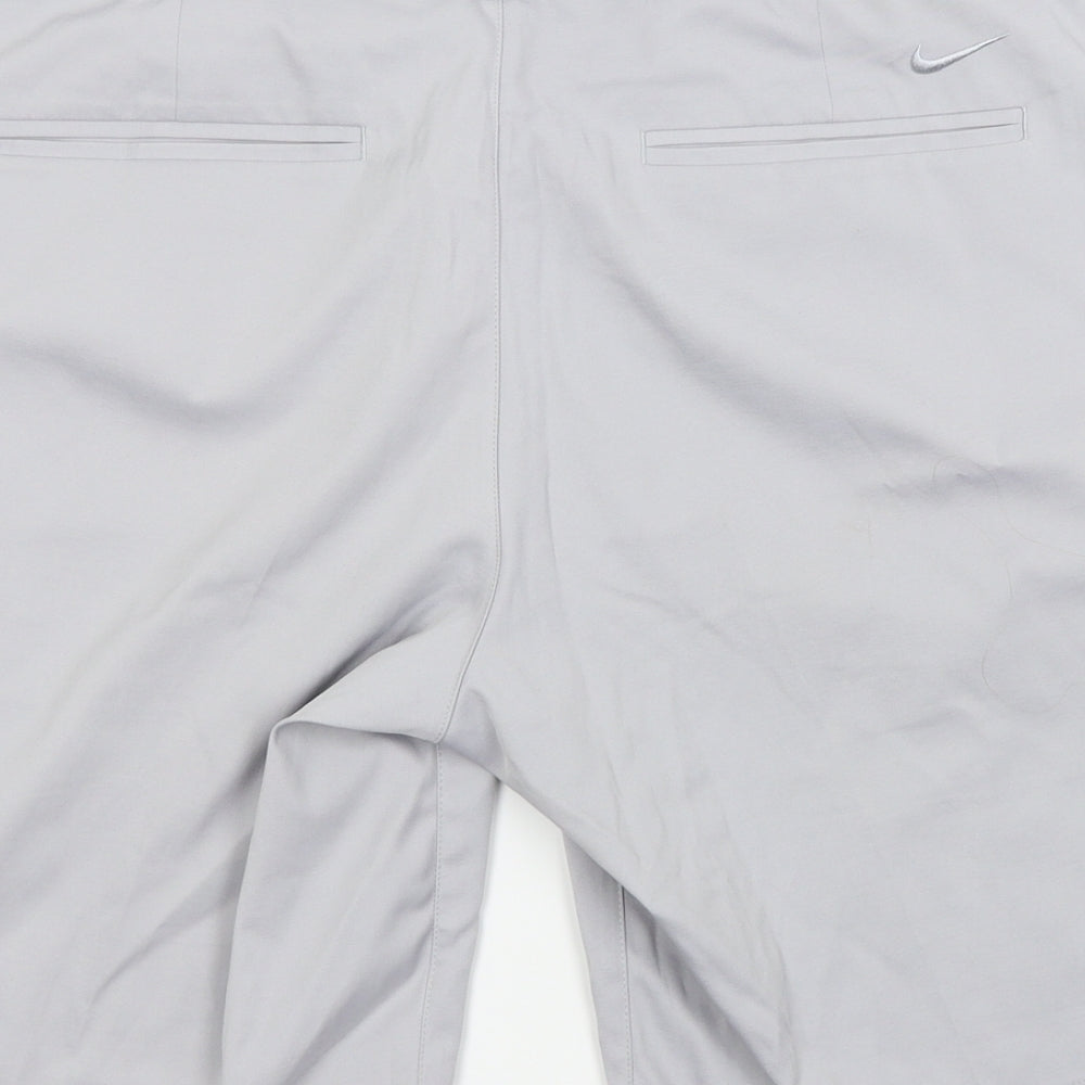 Nike  Mens Grey   Chino Shorts Size 32 in