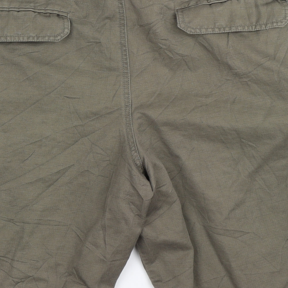 Marks and Spencer Mens Green   Cargo Shorts Size 40 in