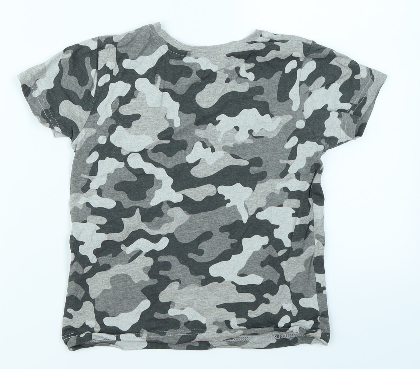 Primark Boys Grey Camouflage  Basic T-Shirt Size 4-5 Years