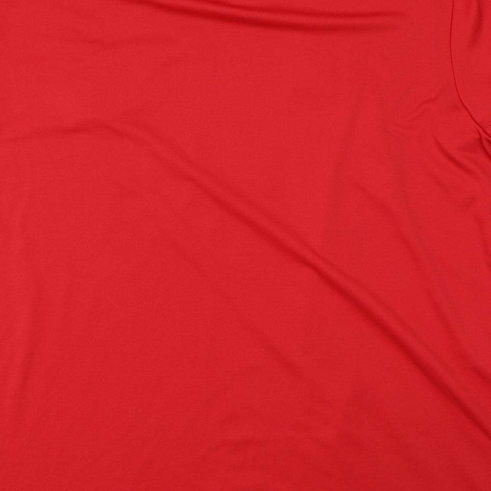 adidas Mens Red   Basic T-Shirt Size XL  - Manchester United