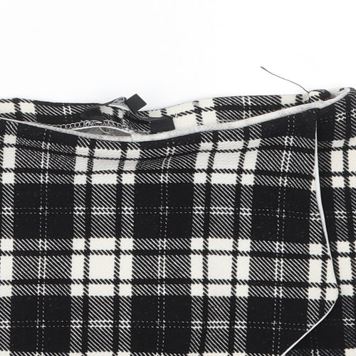 New Look Girls Black Check  Cut-Off Shorts Size 9 Years
