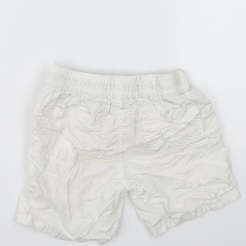 Matalan Boys White   Cargo Shorts Size 2-3 Years