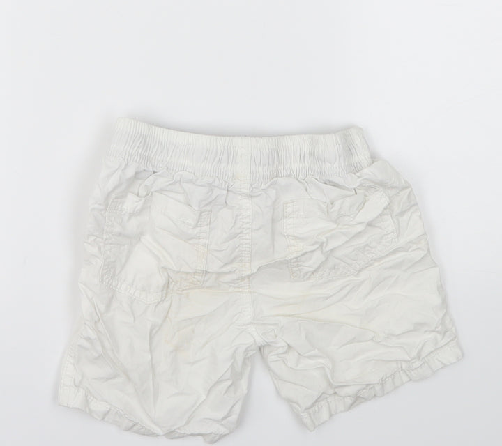 Matalan Boys White   Cargo Shorts Size 2-3 Years
