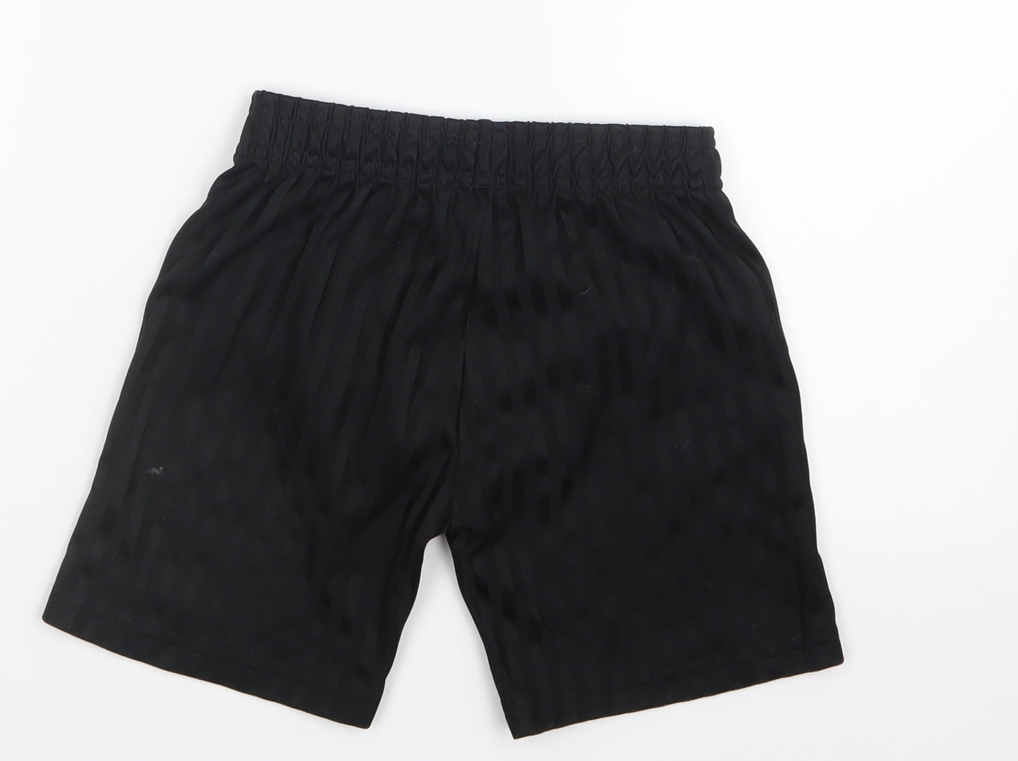 F&F Boys Black   Sweat Shorts Size 5-6 Years