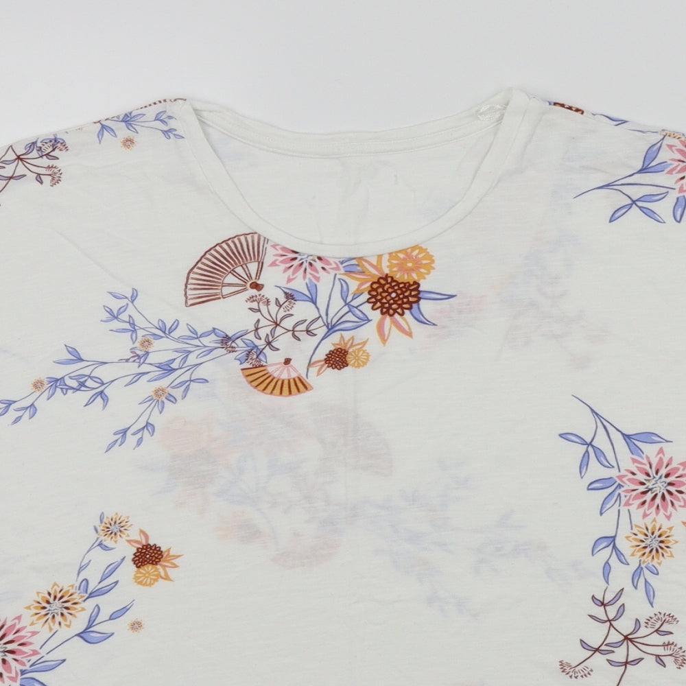 M&S Womens White Floral  Basic T-Shirt Size 20