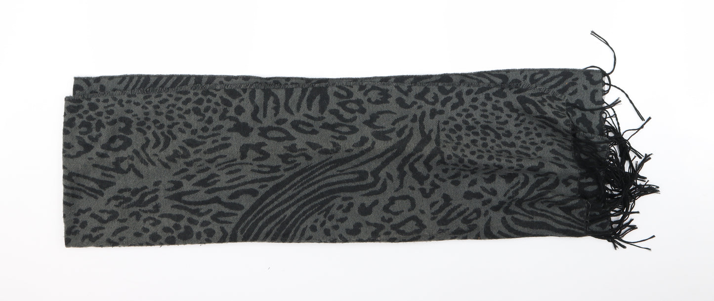 Preworn Unisex Grey    Scarf