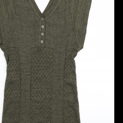 Mango Casual sports wear  Womens Green   Basic T-Shirt Size 6