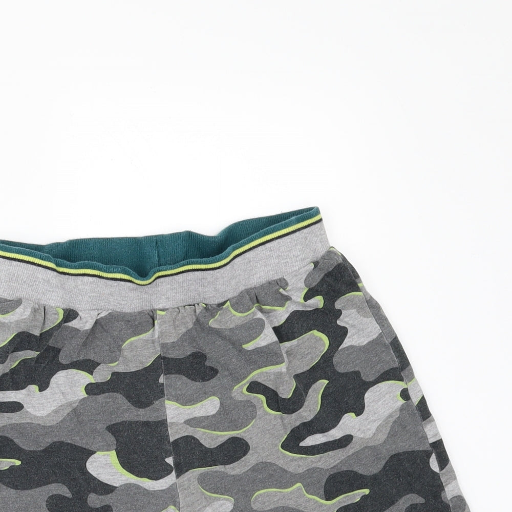 NEXT Boys Grey Camouflage  Sweat Shorts Size 9 Years